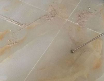 阜城瓷砖空鼓维修公司分享粘合剂选择不当在瓷砖铺贴过程中可能导致以下问题